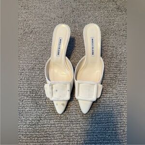 Manolo blahink maysale heels